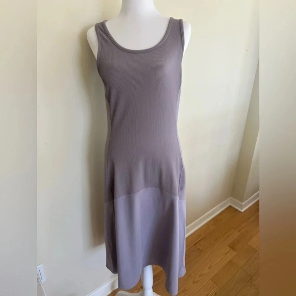 NWOT Athleta Ribbed Midi Dress Lilac Size S Mermaid Active Easter Spring Travel‎ - Picture 1 of 9